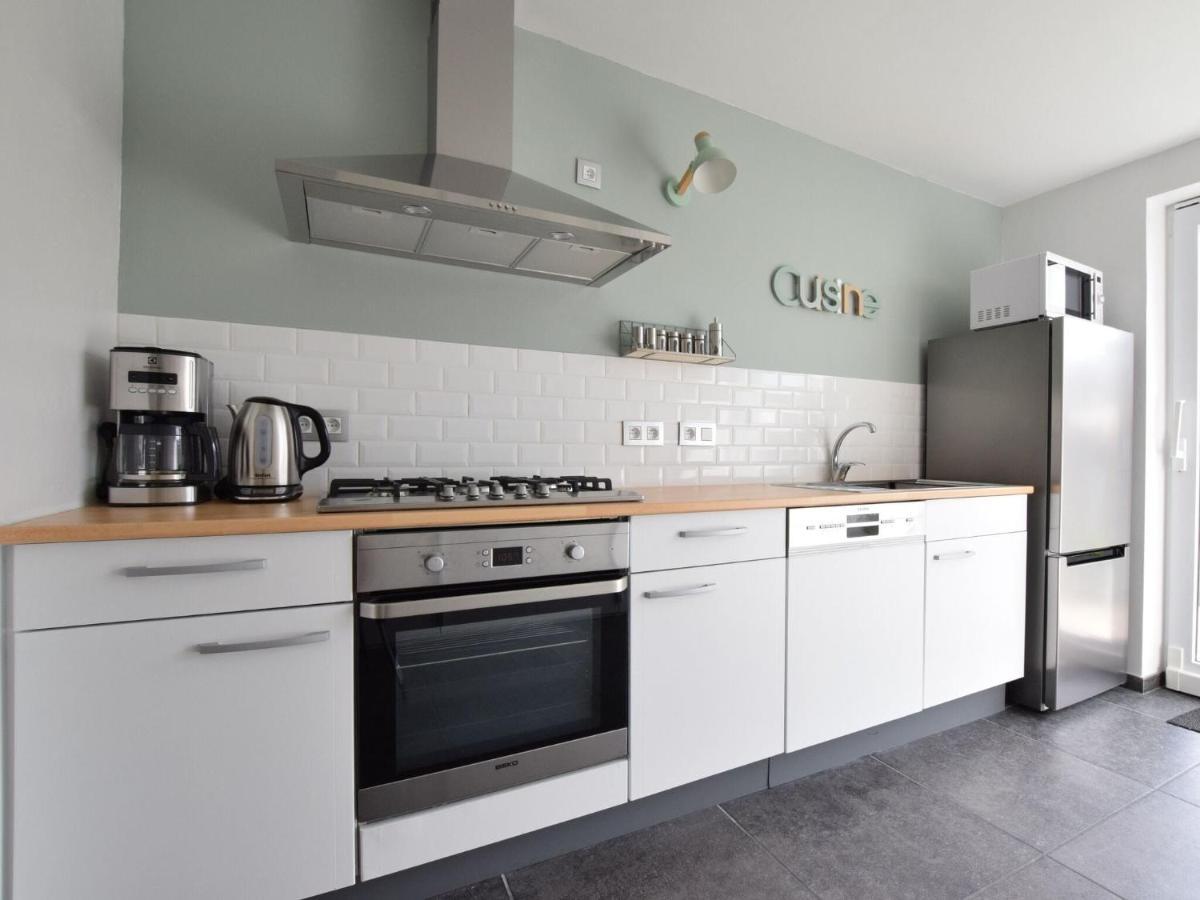 Modern Holiday Home In Bastogne With Fenced Garden Kültér fotó