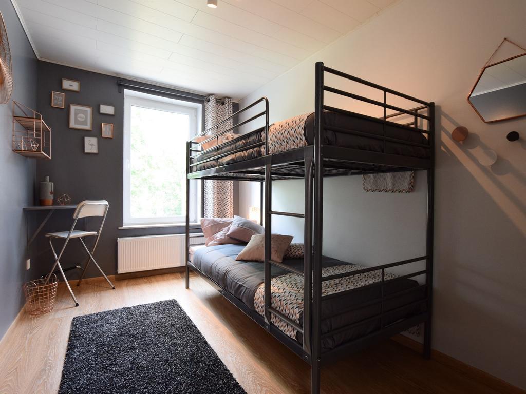Modern Holiday Home In Bastogne With Fenced Garden Kültér fotó